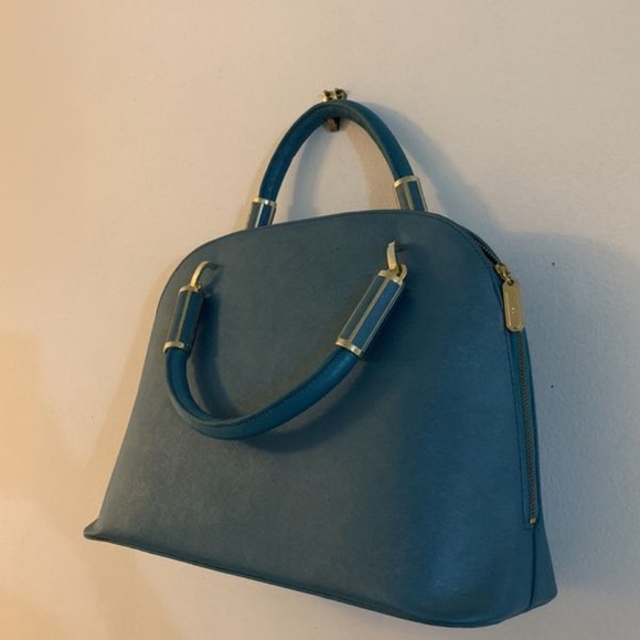 Ivanka Trump purse - Picture 2 of 7